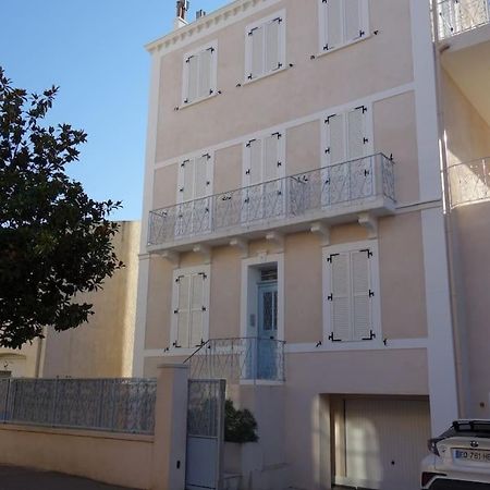 Appartement Port De Sanary Bagian luar foto