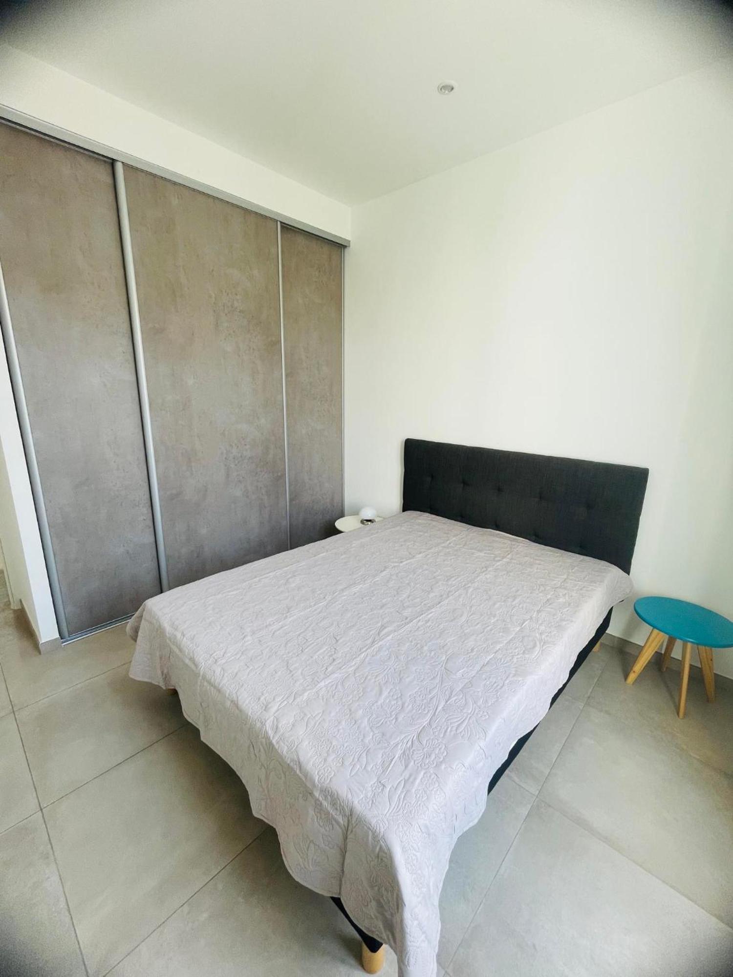 Appartement Port De Sanary Bagian luar foto